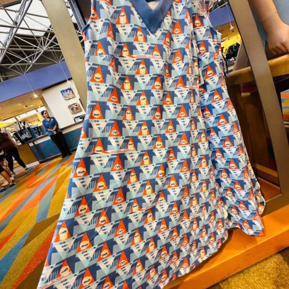 Disney Parks Contemporary Resort The Incredibles Dress Shop - Picture 6 of 6